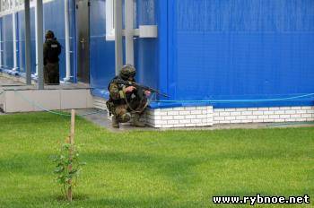 В ходе тактико-специальных учений в Рыбном пресекли террористический акт