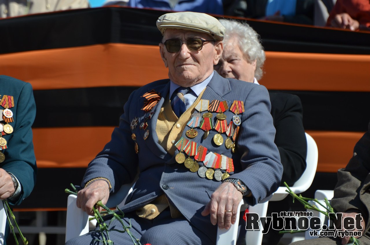 Служба такси «Народное» поздравила ветеранов с 70-летием Великой Победы!