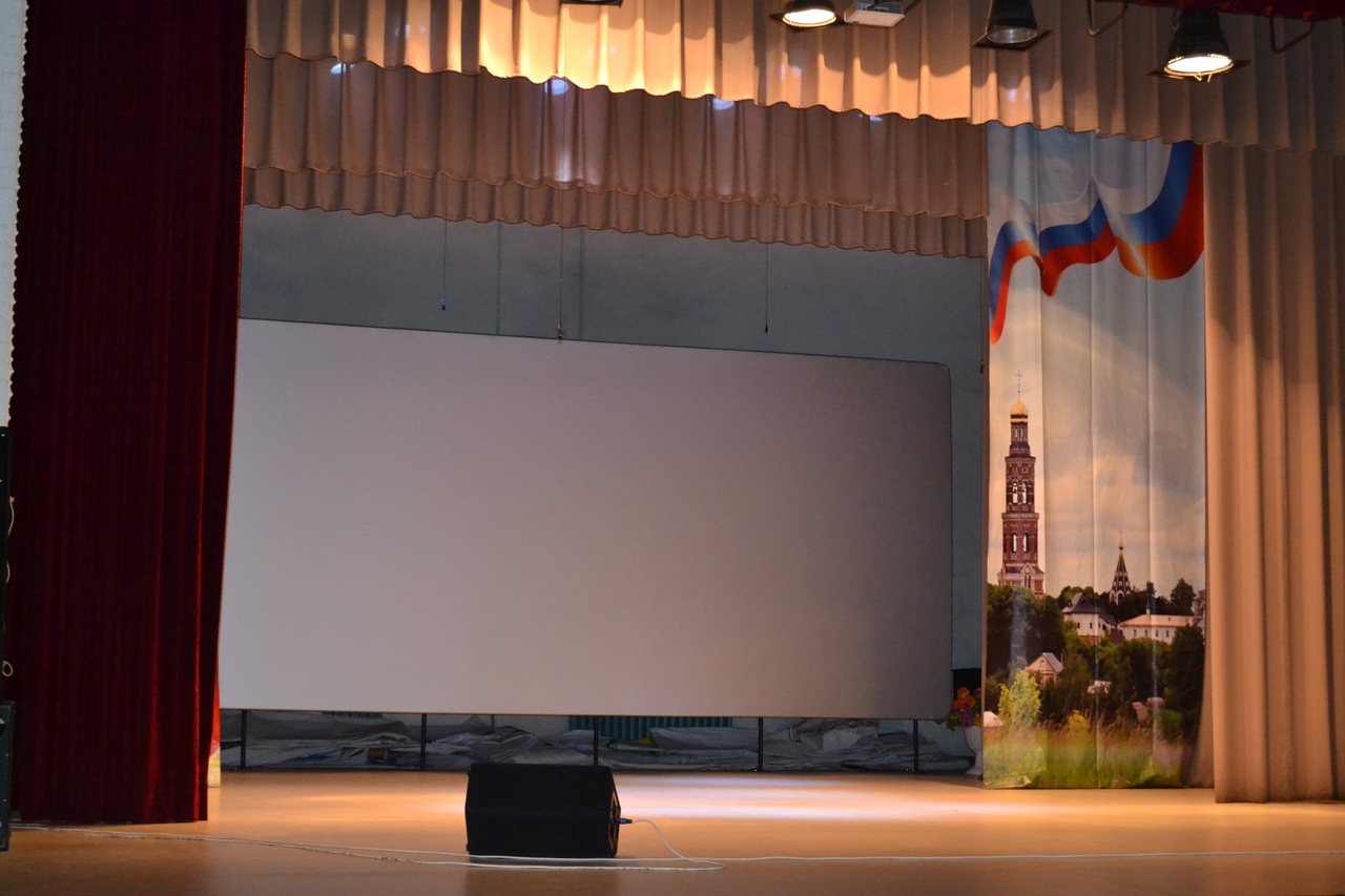 В Рыбном состоялся первый показ кино в СКЦ