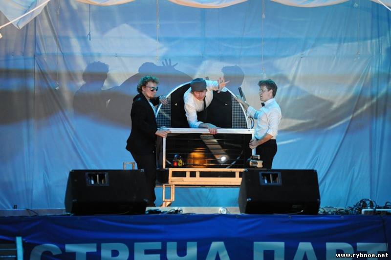 В Рыбновском районе побывал Dj Groove, (Грув), солист Юрий Шатунов и российский аккордеонист Петр Дранга