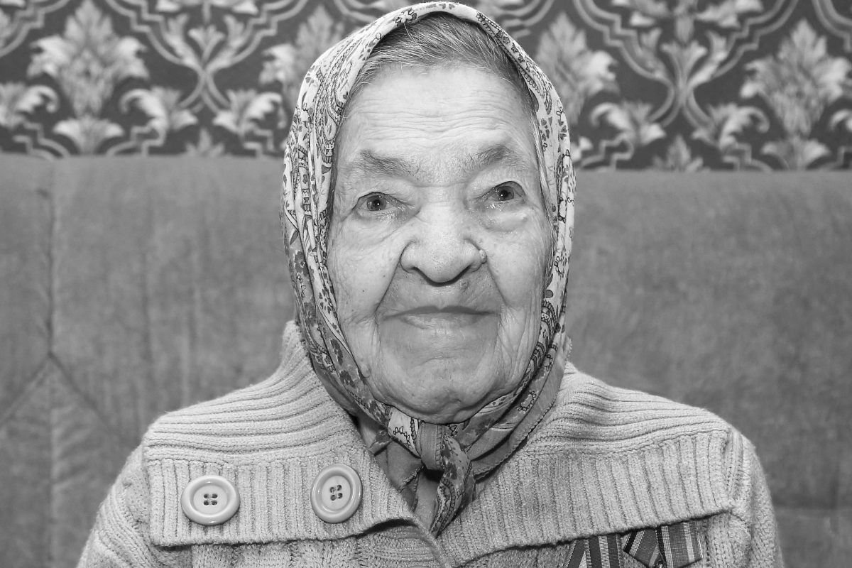 Бабушка 100 лет. Долгожительница 100 лет Нурзиган. Москвичка долгожительница. Женщина 99 лет