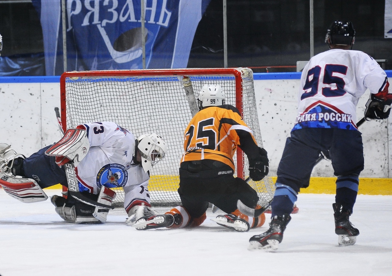 Рыбновцы снова стали чемпионами Рязанской области по хоккею