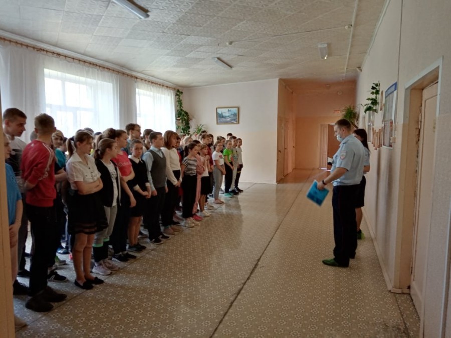 Сотрудники ГИБДД провели профилактические беседы в школах Рыбновского района