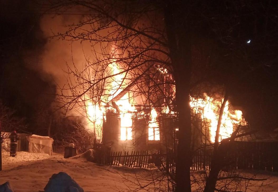 В д. Алешня Рыбновского района сгорел дом