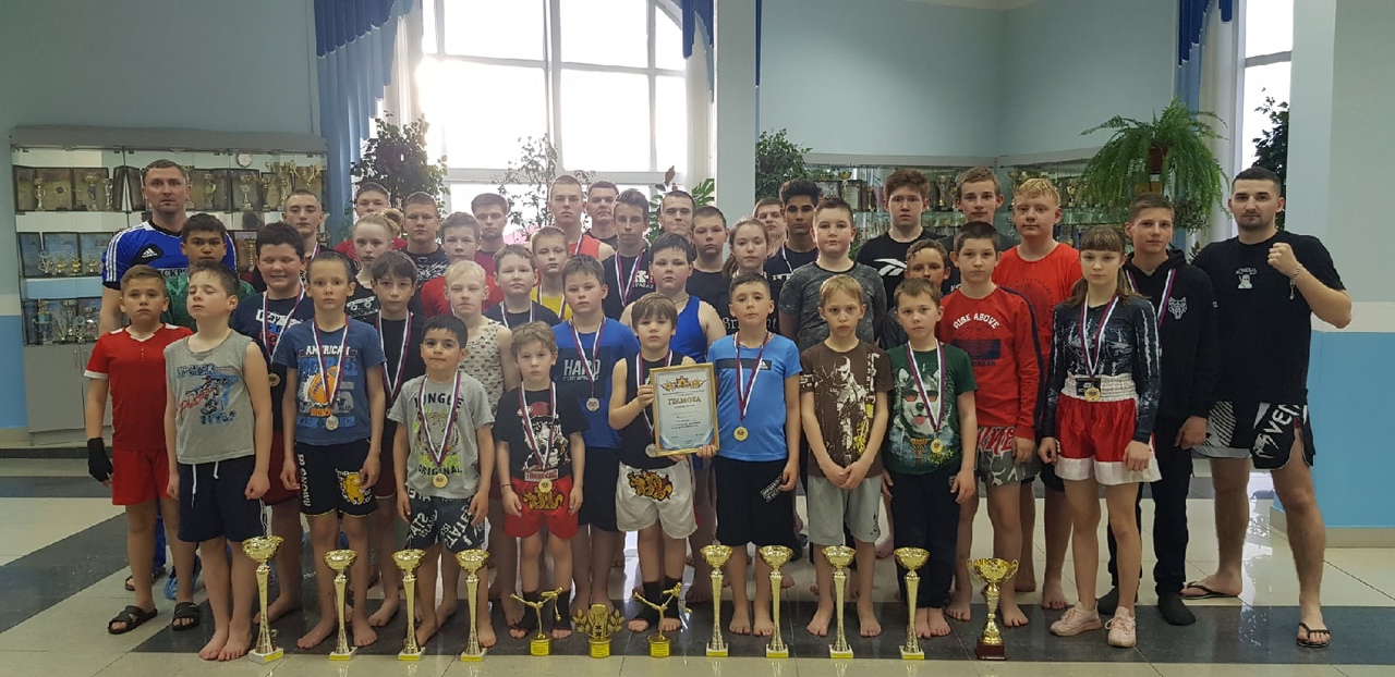 Рыбновцы выступили на турнире по кикбоксингу, посвященному памяти погибших десантников