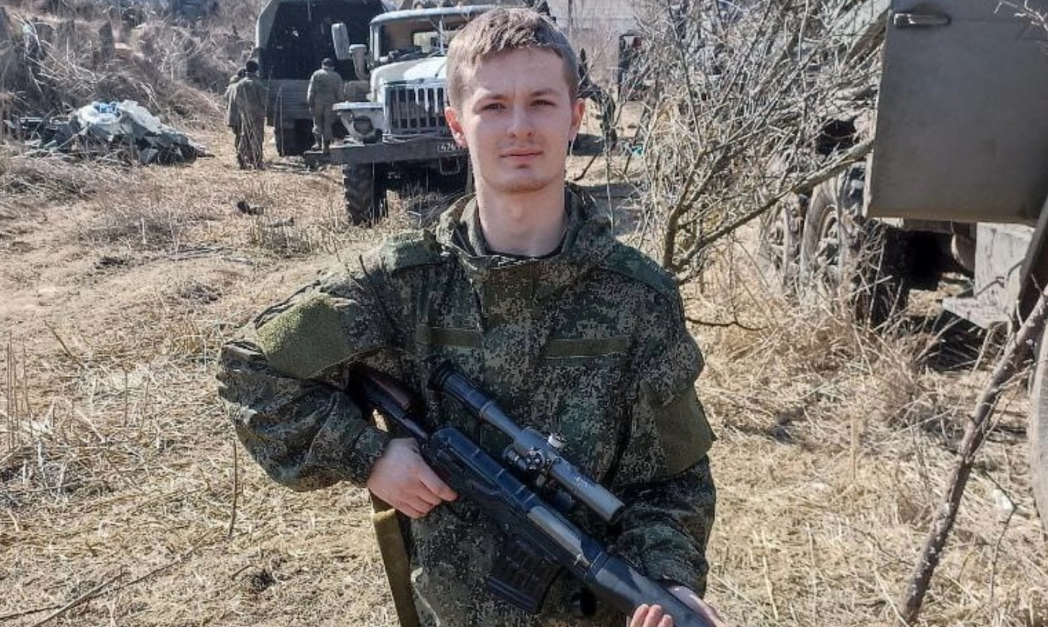 В Рыбном простились с погибшим в Украине сержантом