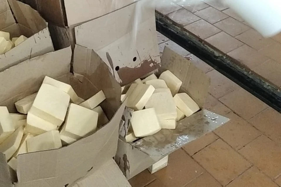 В Рыбновском районе утилизировали более тонны опасной молочной продукции