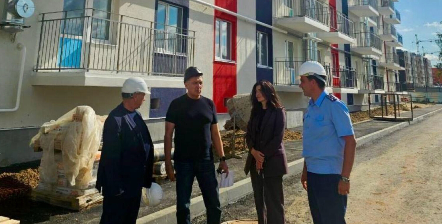 В Рыбном скоро сдадут дом для переселенцев, сроки сдачи которого постоянно переносятся