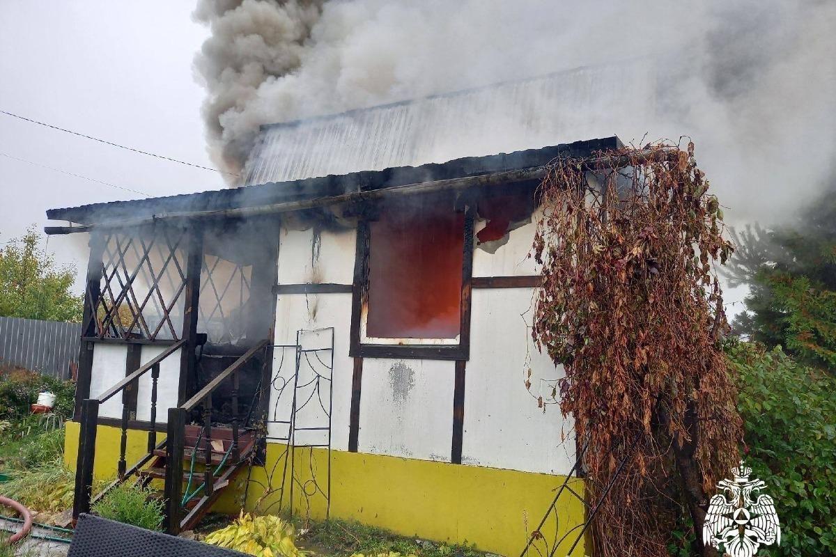 В селе Ходынино сгорела хозпостройка В селе Ходынино сгорела хозпостройка